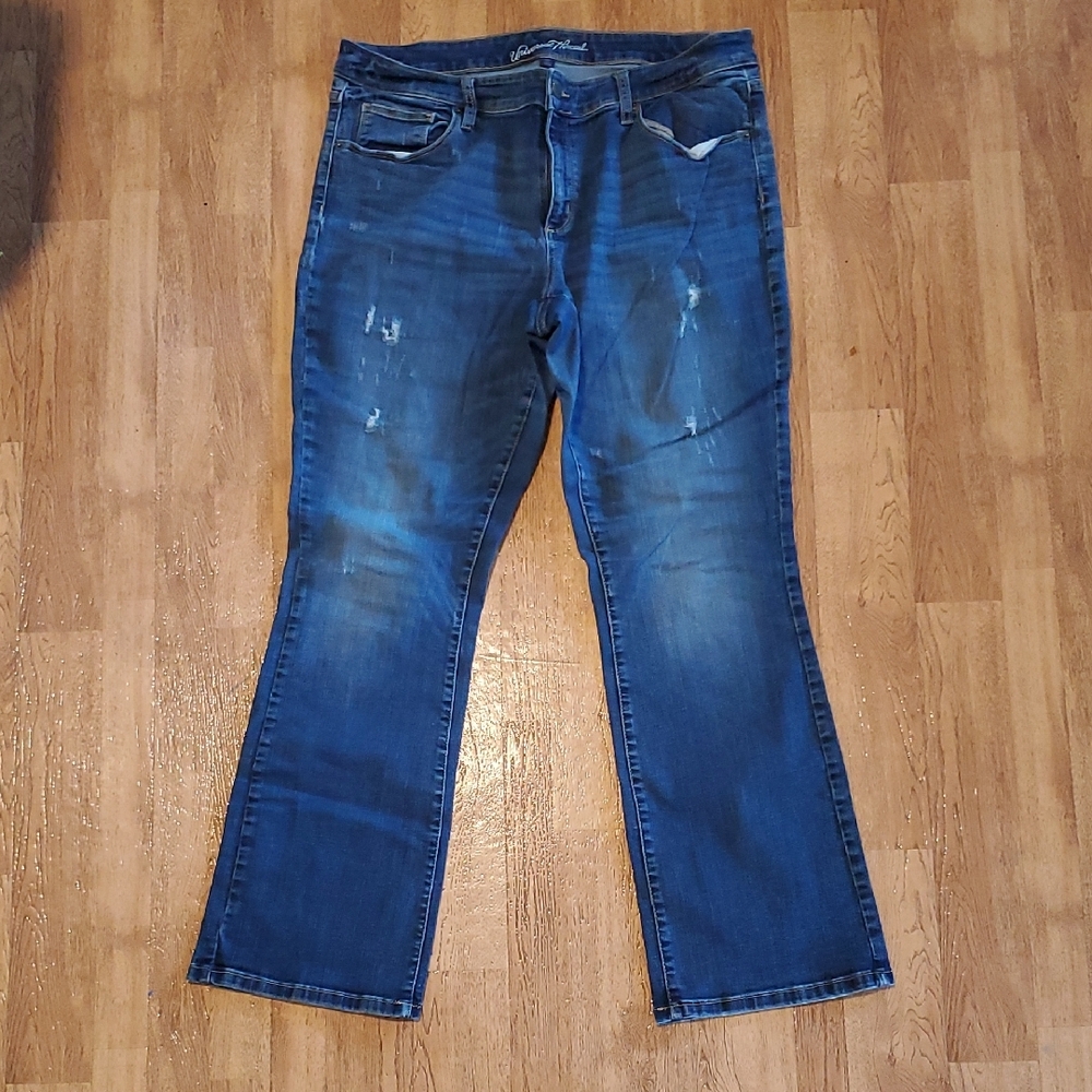 Universal Thred Skinny Bootcut Women's Blue Jeans sz 16W